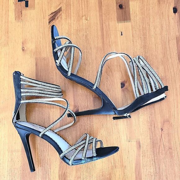 Zigisoho stilettos. Black with rhinestones straps. 8.5 NWOT - Picture 1 of 6